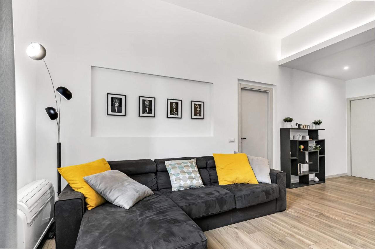 Appartamento Beatrice - Affitti Brevi Italia มิลาน ภายนอก รูปภาพ