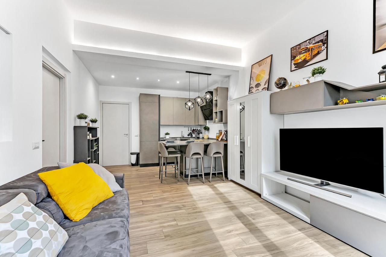 Appartamento Beatrice - Affitti Brevi Italia มิลาน ภายนอก รูปภาพ